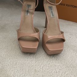 Steve Madden Platform Nude Heels 
