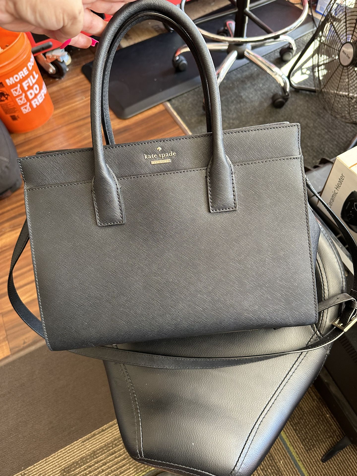 Louis Vuitton Handbag for Sale in Santa Ana, CA - OfferUp