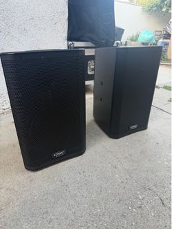 QSC K8 Speakers (pair) w/ bags