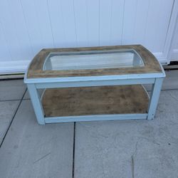 Rustic Style Coffee Table 