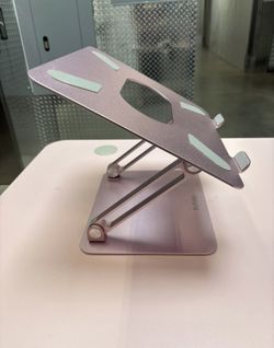 🎮 Pink Laptop Stand