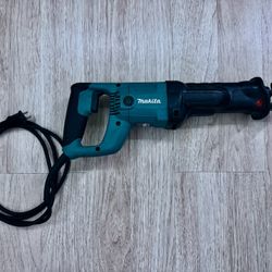 Makita Reciprocating Saw