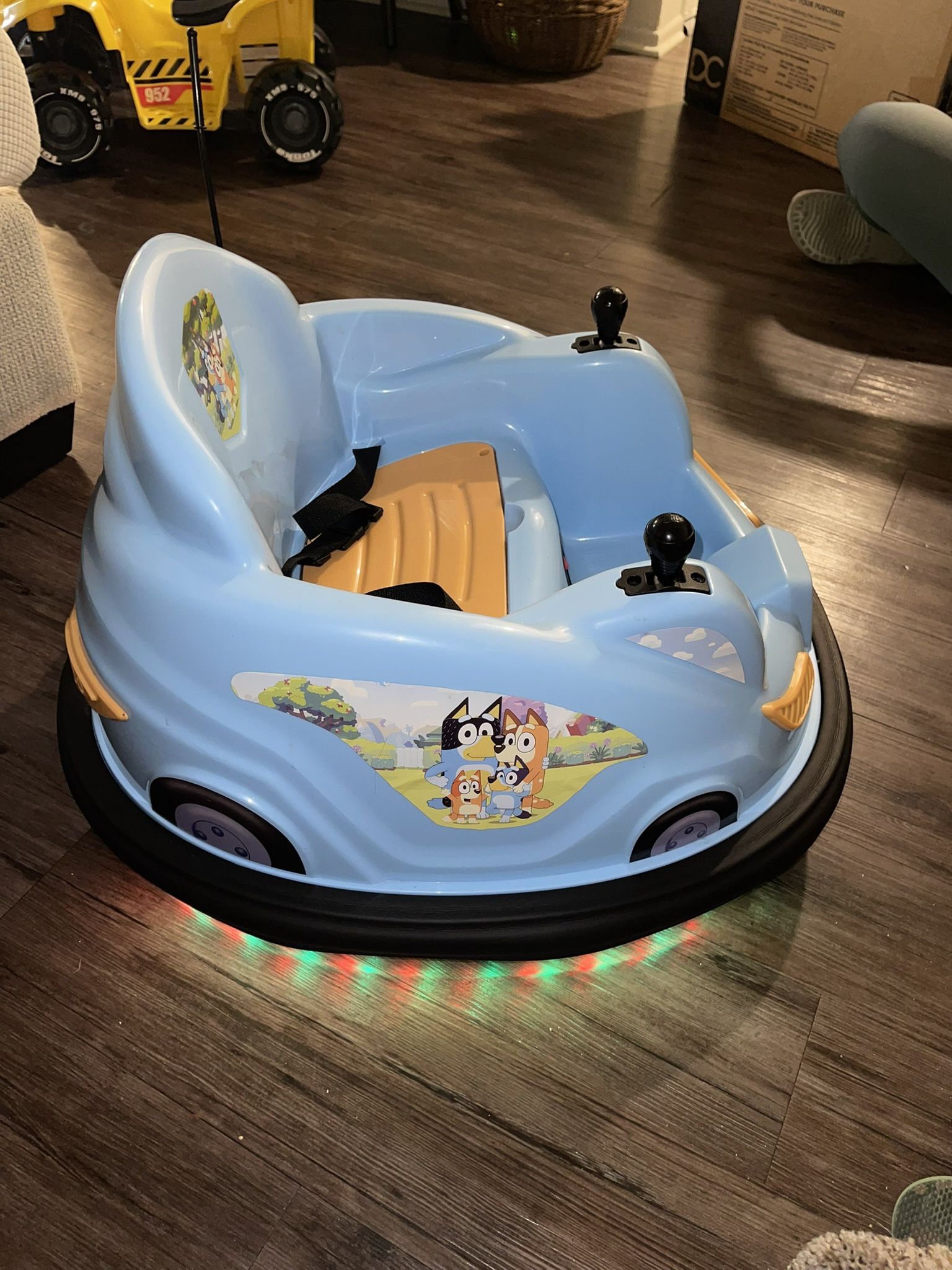 6V Bluey Bumper Car