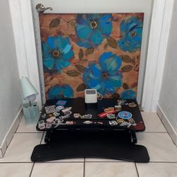 Simbr Pop Up Desk w/ lamp, bluetooth speaker, power outlet