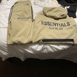 Essentials Sweat Suit 