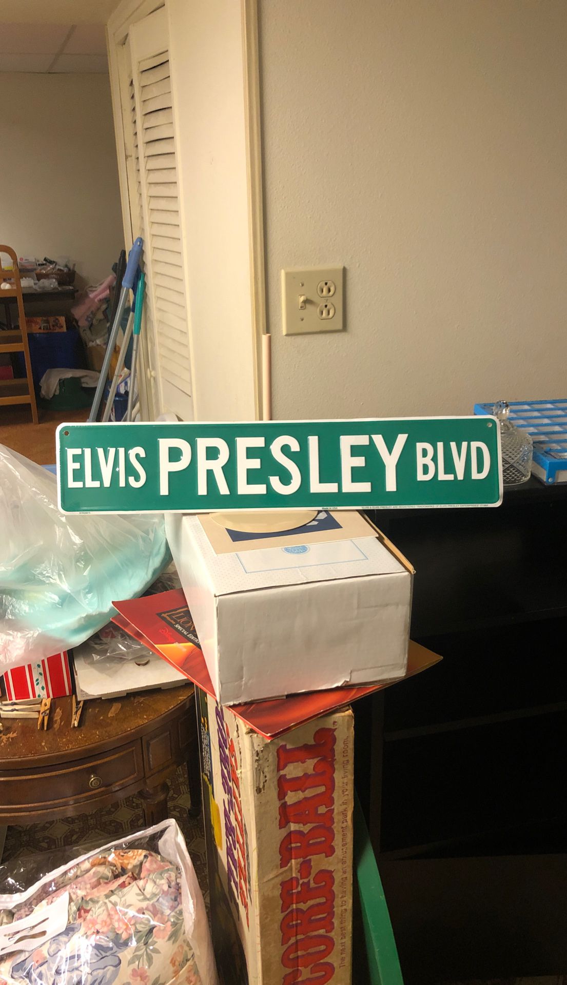Elvis Presley Road Sign