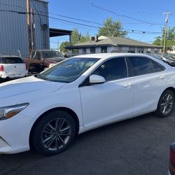 2017 Toyota Camry 