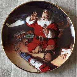 Vintage Coca Cola Santa Clause Decorative Plate 