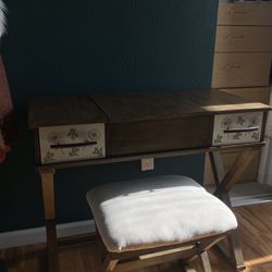 2 In 1 Desk / Vanity  and  a Bench 