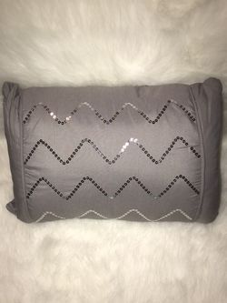 Decorative throw pillow