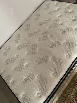 Full mattress
