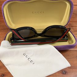 Sunglasses Gucci, Almost New