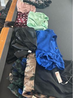 Women’s clothes size M-L. Dresses shirts sweater