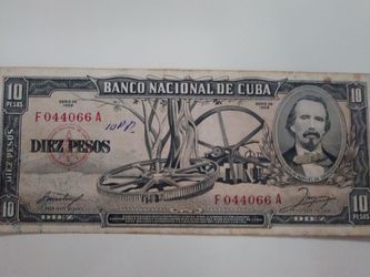 Billetes antiguos cubanos