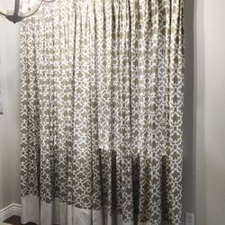 Pinch Pleated  Curtains, Drapes 2 Sets 93”long / Cortinas Dos Pares 
