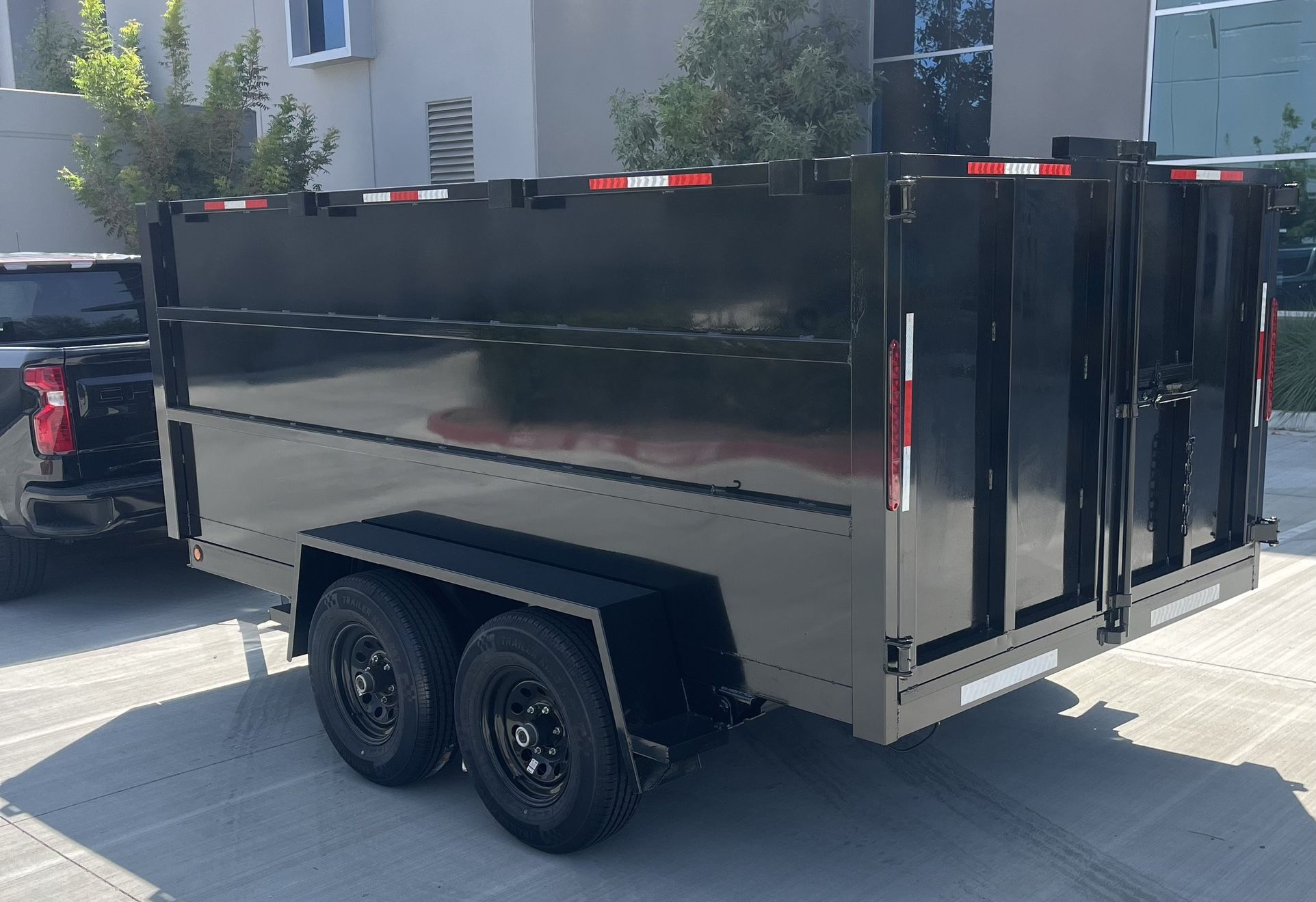 Hydraulic Dump Trailer