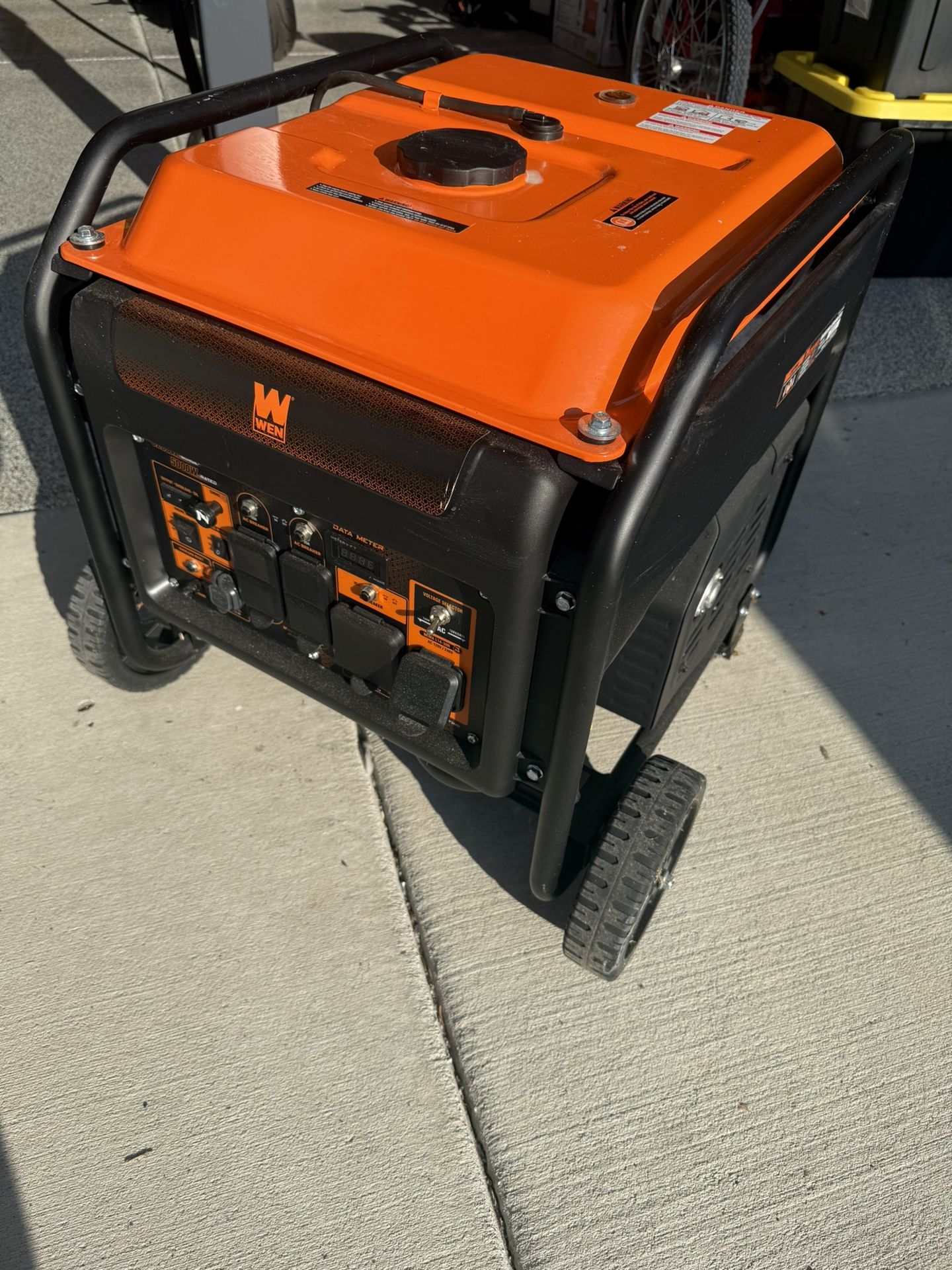 6250w 240v Wen Inverter Generator - Less than 1 hour