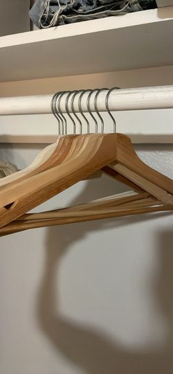 8 wood and velvet hangs