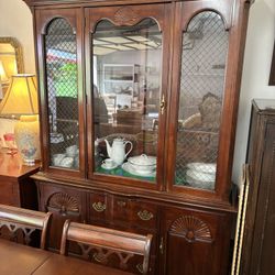 China cabinet 