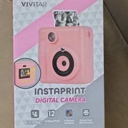 Vivitar Instaprint Digital Camera And Paper Roll For Printing