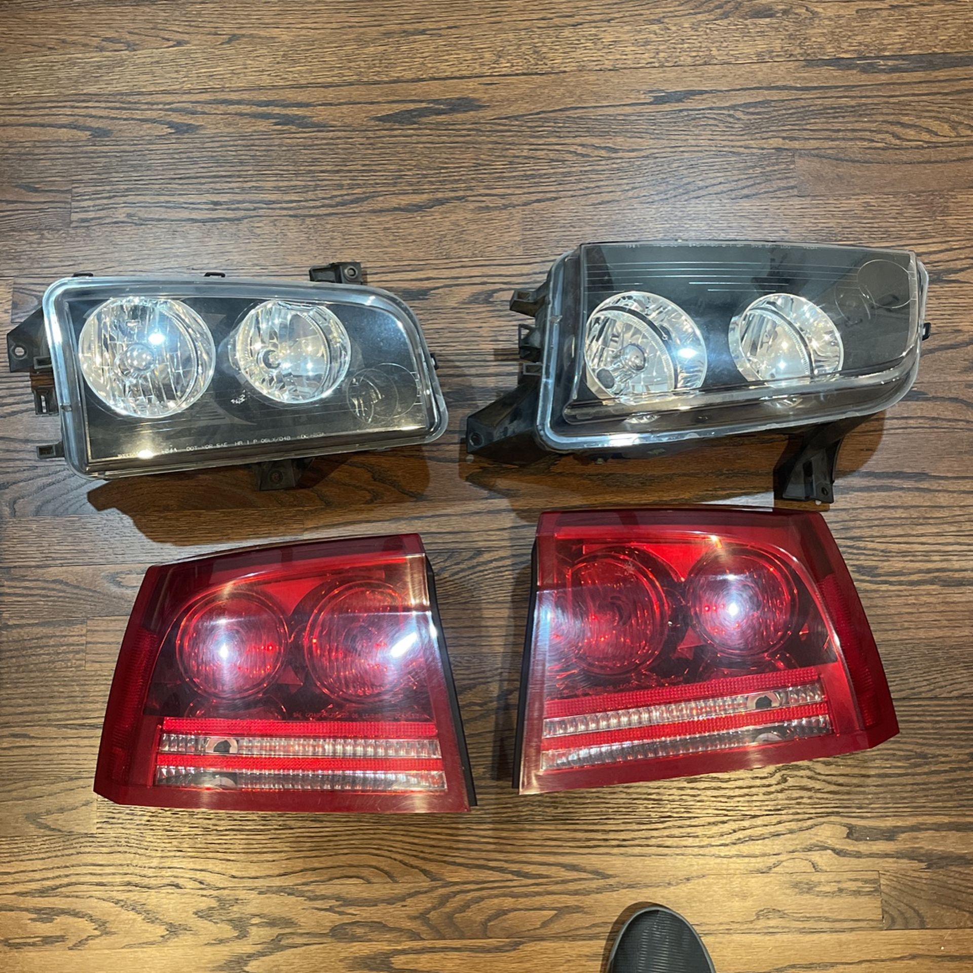 Dodge Charger 2008 Head And Tail Lights