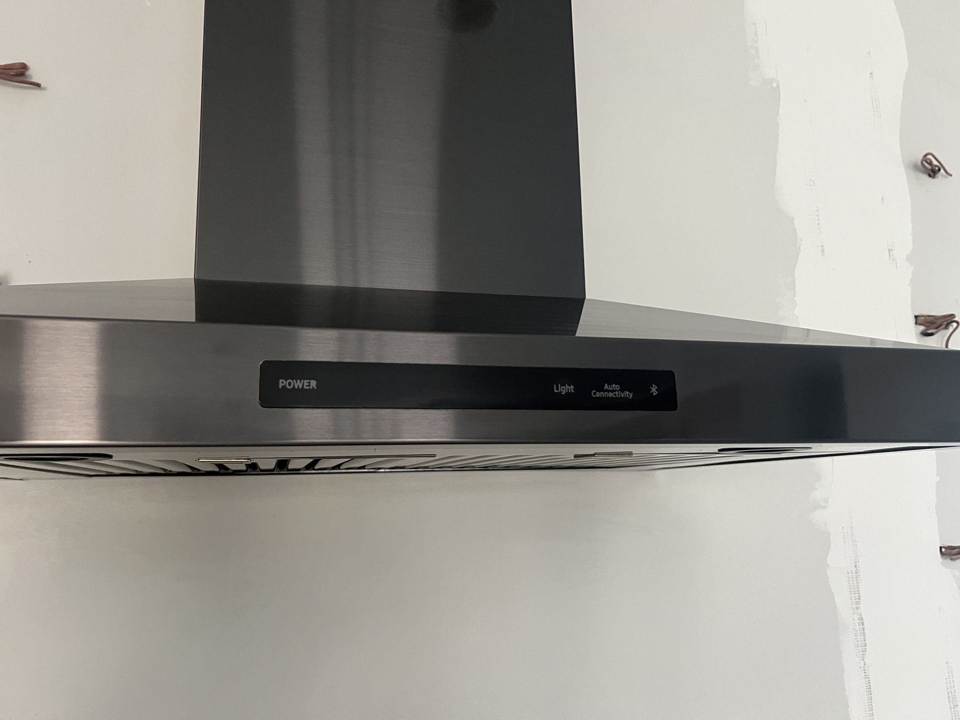 30" SAMSUNG HOOD IN BLACK STAINLESS STEEL