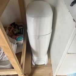 Diaper Genie 
