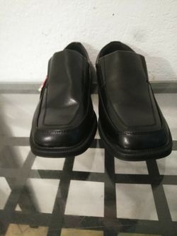 Black shoes 6 1/2 woman 👞👞👧👍