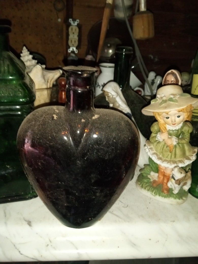 Antique & Vintage Bottles