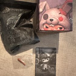 Hirono Monsters’ Carnival Series Figure Zombie