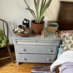 Grey Dresser