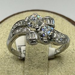 Antique Diamond And Platinum Ring