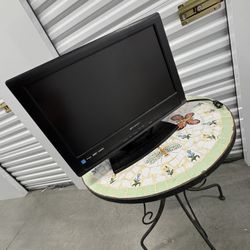 16" Tv great for kids room