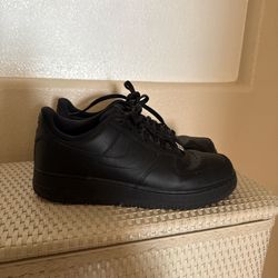 Men’s Black Airforces