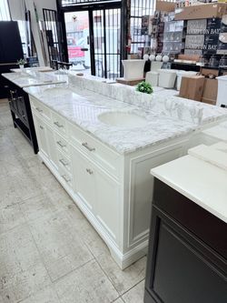 White bathroom vanity 73in