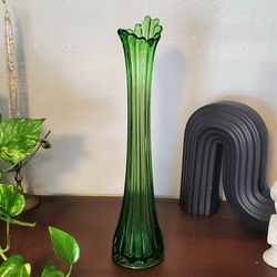 Vintage Emerald Green Swung Vase 