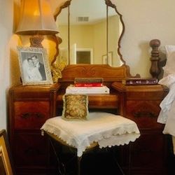 Original Antique Waterfall Vanity. The top has three separate “Waterfall” levels over the drawers and a lovely Key-hole leg area It’s WONDERFUL!