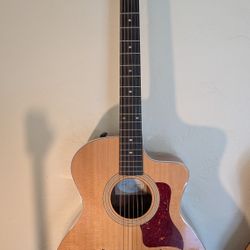 Taylor 214CE Deluxe 