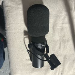 Shure SM7B Cardioid Dynamic Microphone