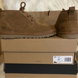 Ugg  Neumel  Chestnut  Women  Size  8.910