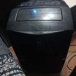 LG 10000 BTU 115 Volt Portable Air Conditioner 