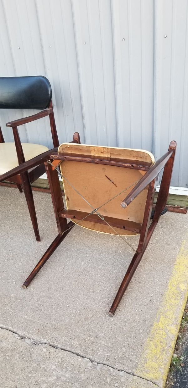 4 Mid Century Modern Chairs Furniture In St Louis Mo Offerup