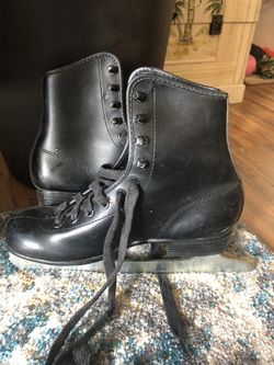 Girls ice skates size 3