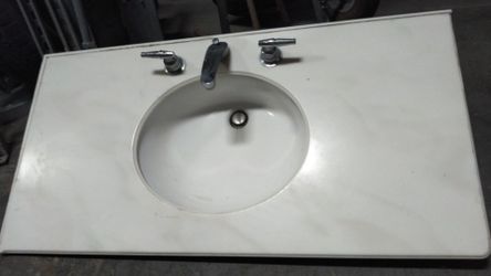 Bathroom counter top & sink /faucet