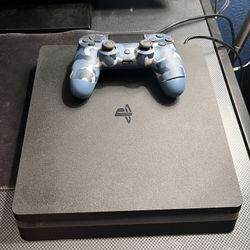 Ps4 slim with controller 