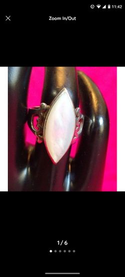Vintage Mother of Pearl Sterling Silver Ring Size 7.5