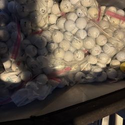Kohl’s Cart Full Of 600+ Golfballs. 