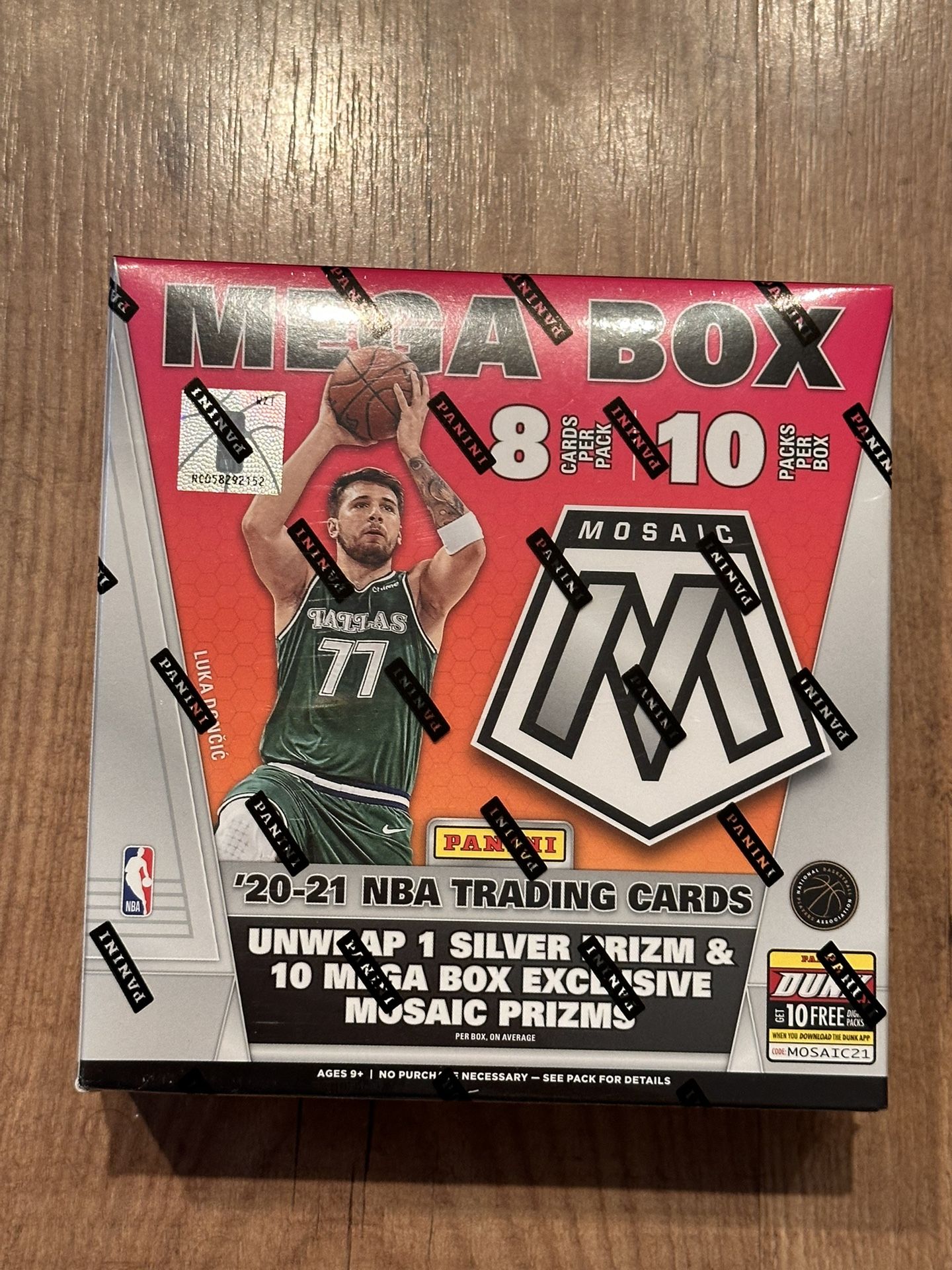 2020-21 Panini Mosaic NBA Mega Box Sealed WalMart Exclusive 