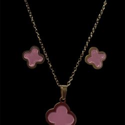 Necklace Set
