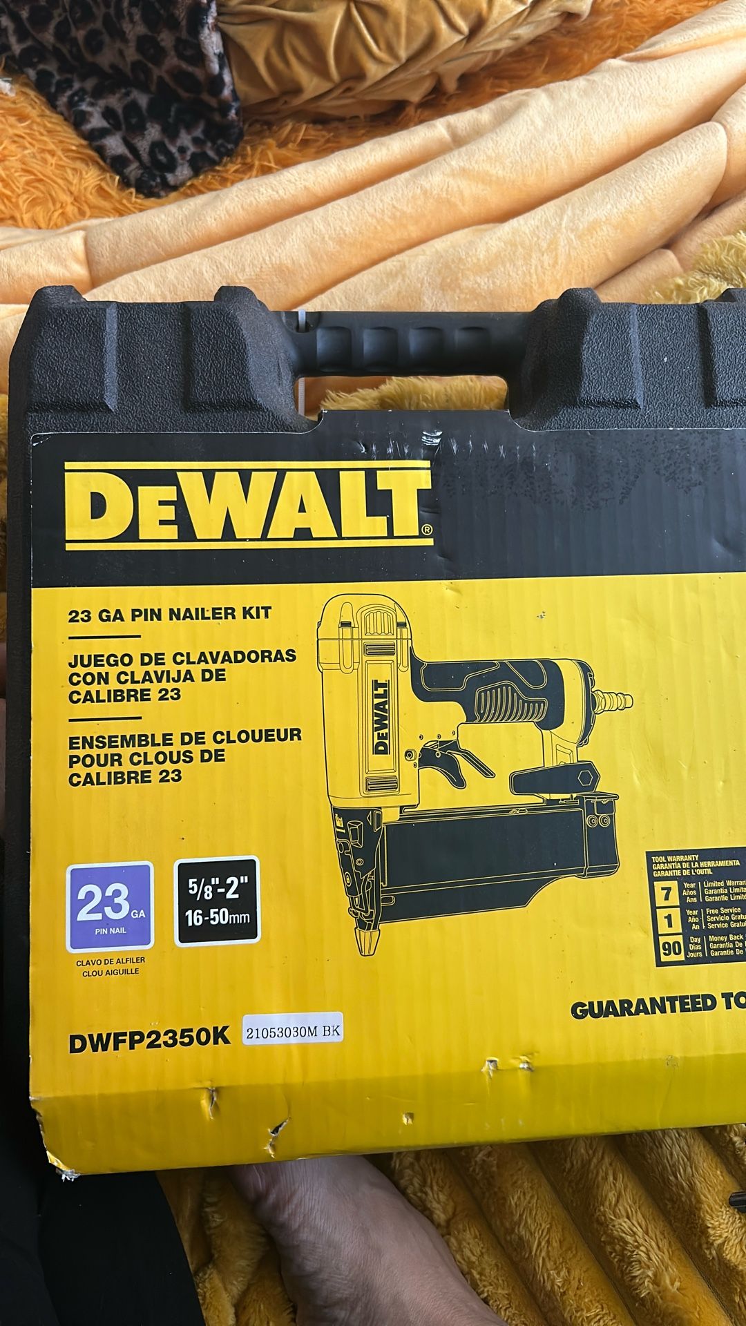 DEWALT 23 GA PIN NAILER KIT